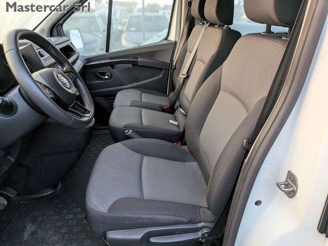 RENAULT Trafic /Primastar 2.0 dCi PC-TN L1-H1 Bus 110CV RS 9 P