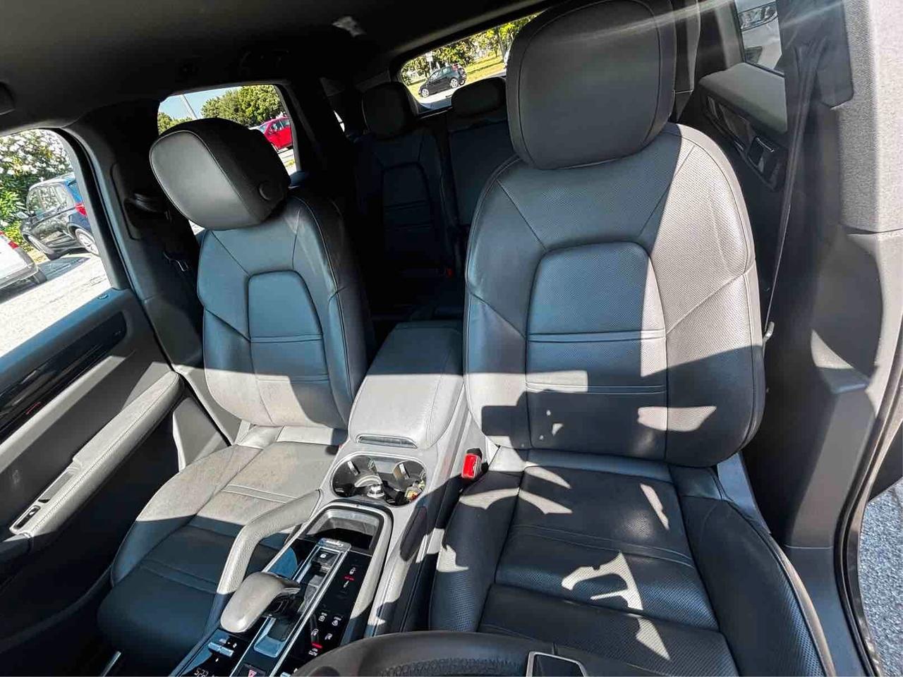 Porsche Cayenne 3.0 V6 E-Hybrid