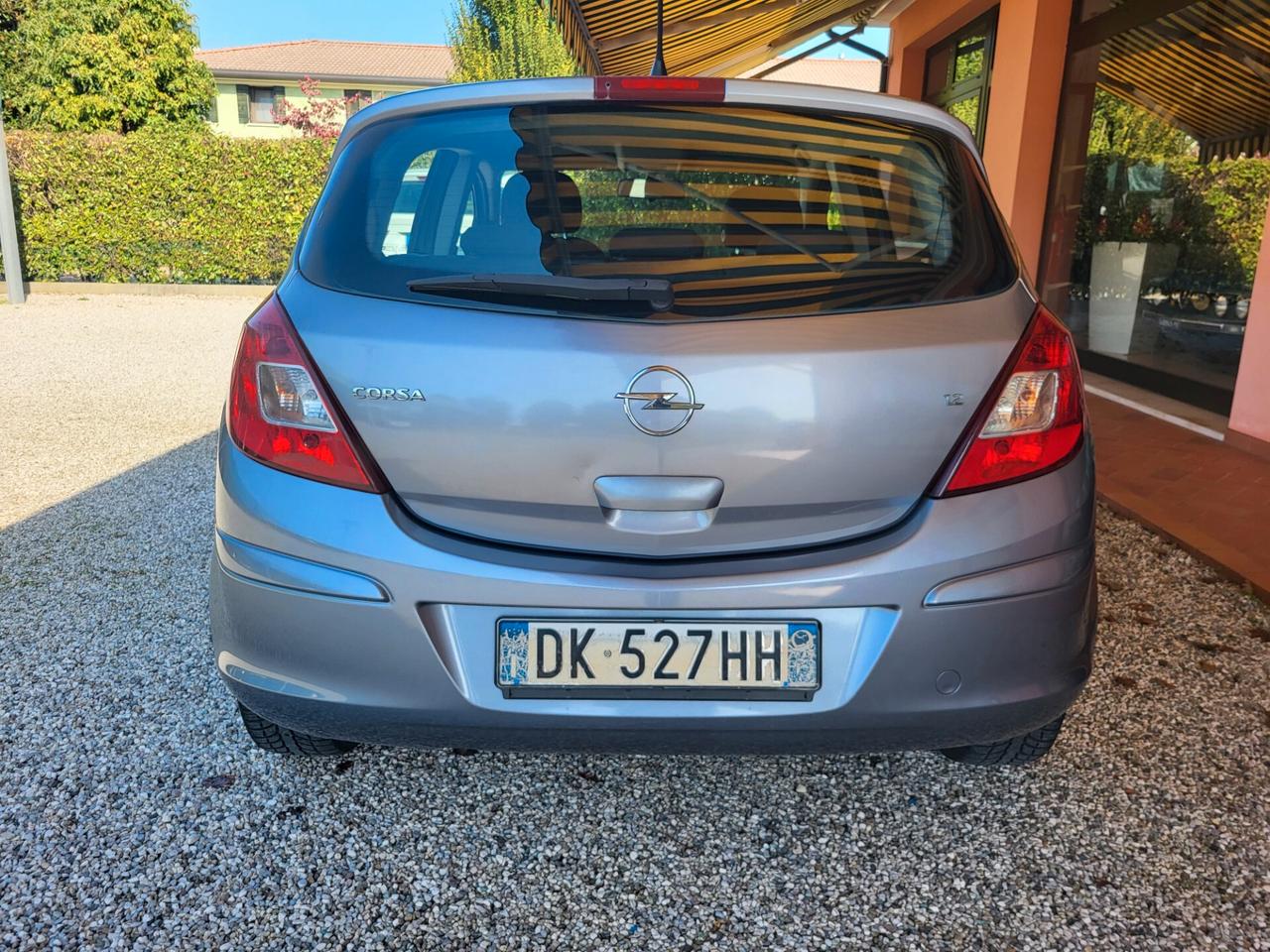 Opel Corsa 1.2 5 porte Enjoy valida x neopatentati