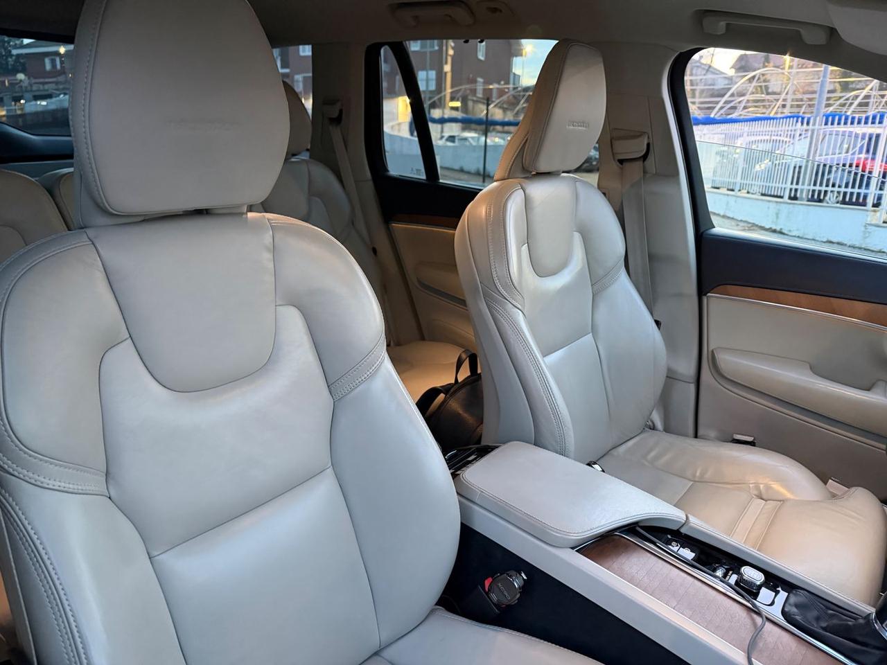 Volvo XC 90 2.0 D5 Inscription *PROMO FINANZ #8895