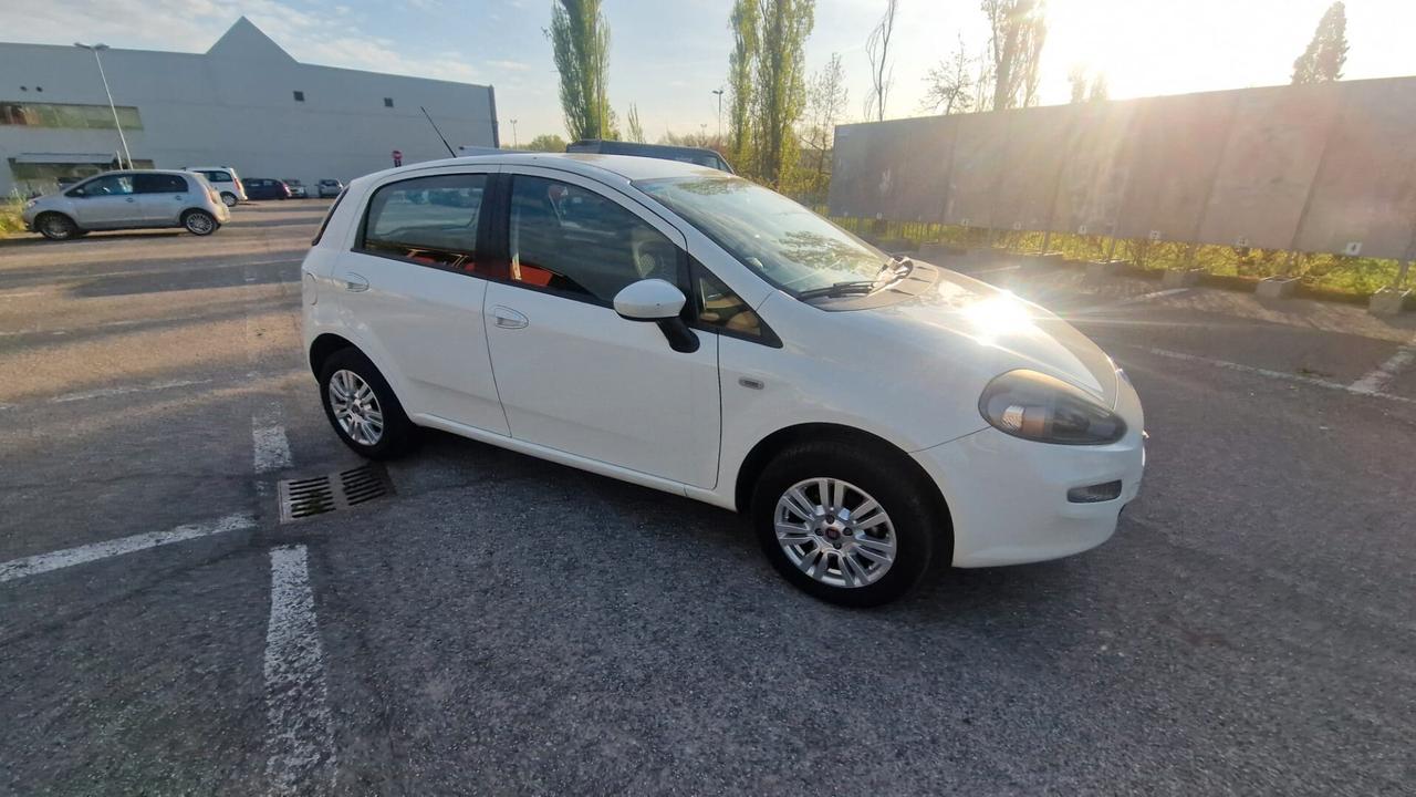 Fiat Punto 1.4 8V 5 porte Natural Power Street