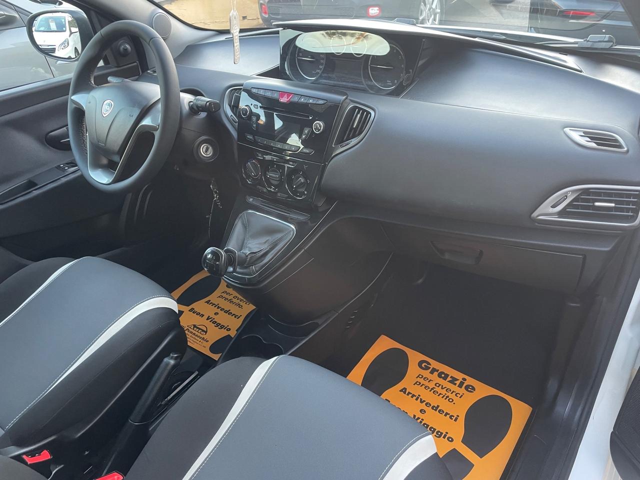 LANCIA YPSILON 1.2 GPL 69 (CV) 2015