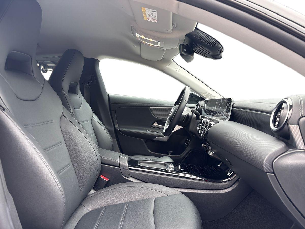 Mercedes-Benz CLA Coupe 200 Progressive Advanced Plus auto
