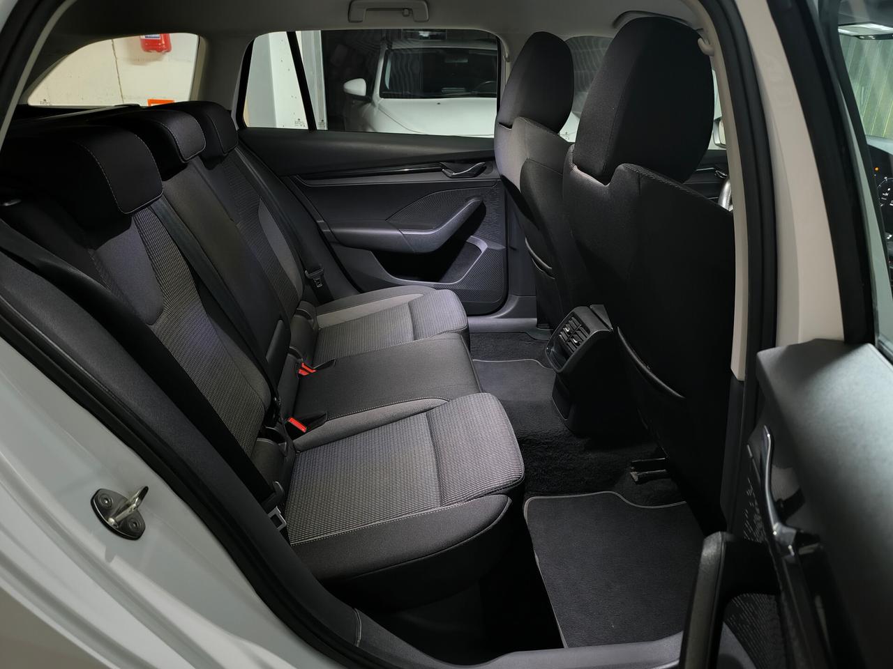 Skoda Octavia iV 1.4 TSI Plug-In Hybrid DSG Wagon Executive