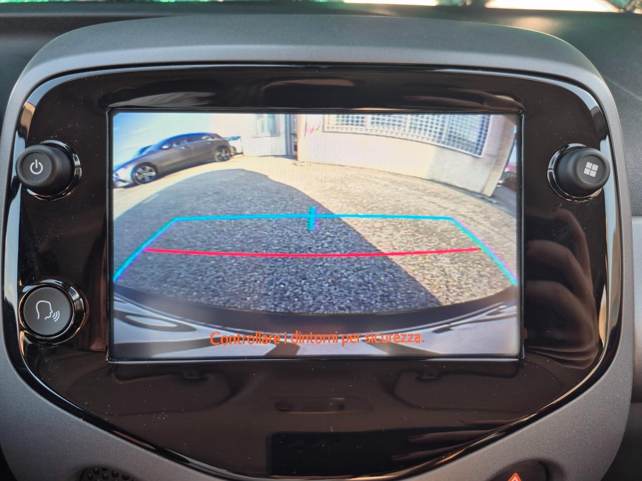 Toyota Aygo 1.0 VVT-i 72 CV 5 porte x-fun