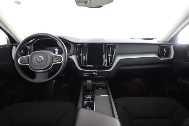 VOLVO XC60 XC60 B4 (d) AWD Geartronic Momentum Pro