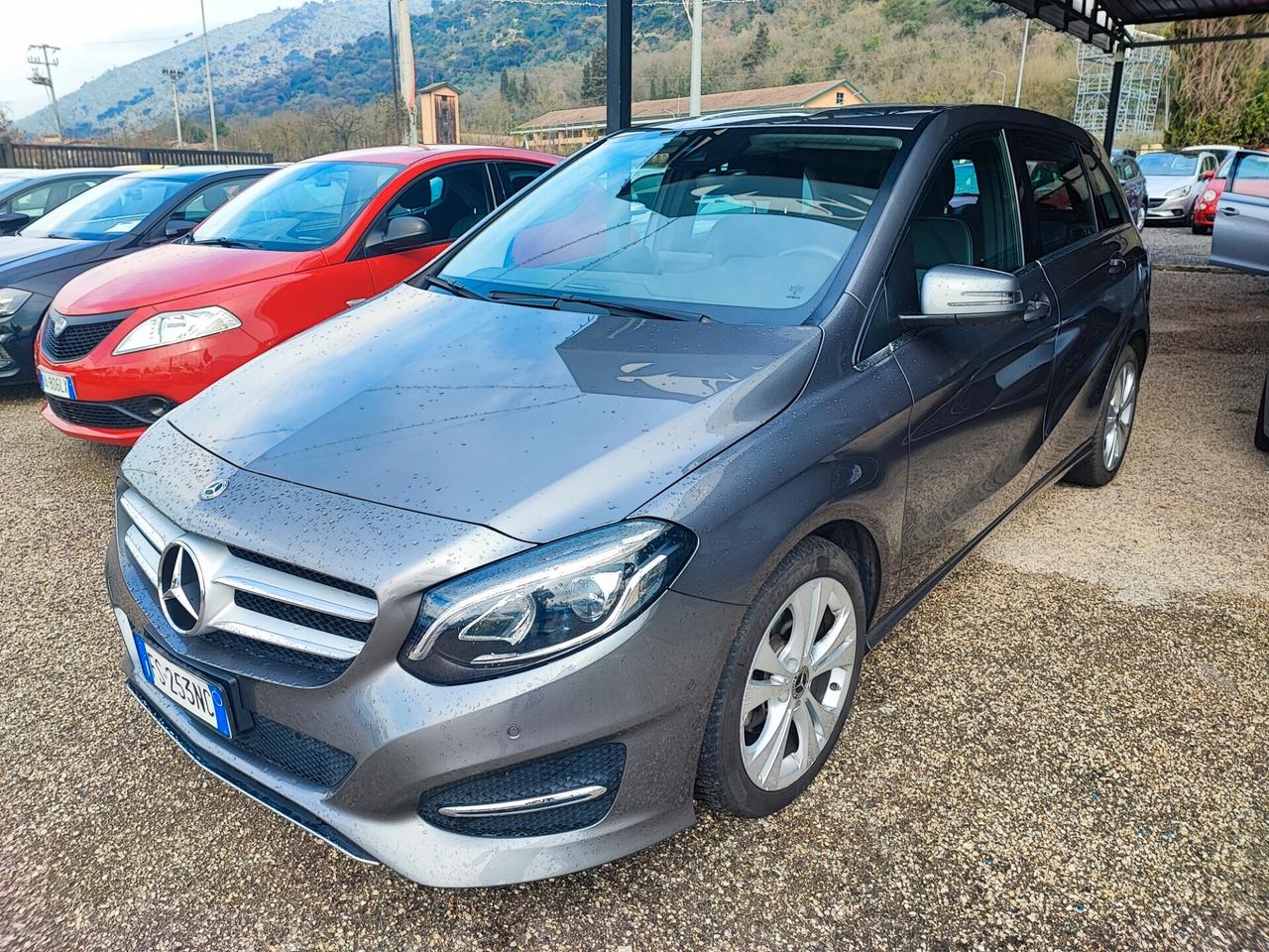 Mercedes-benz B 180 d Premium