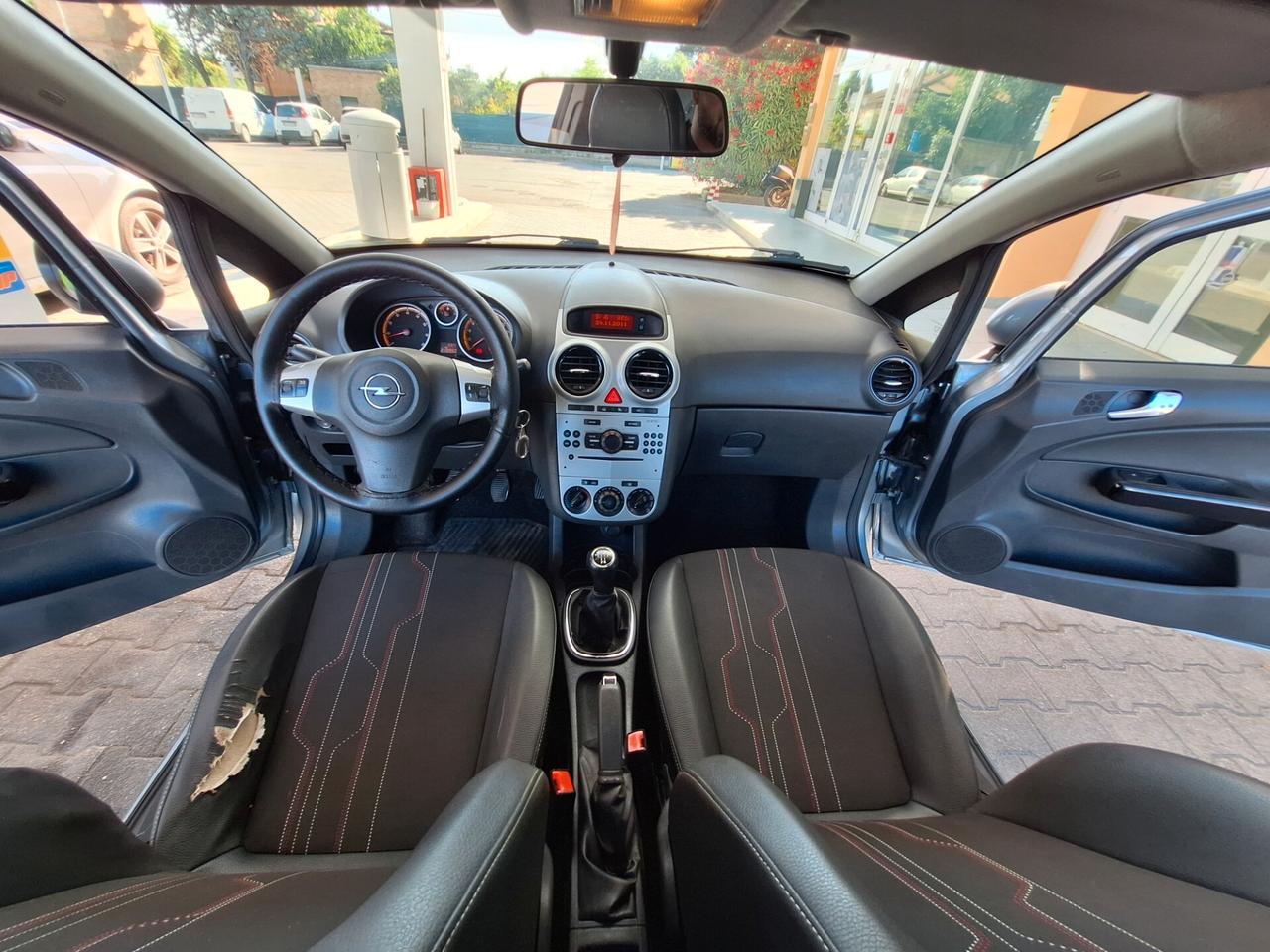 Opel Corsa 2013 1.2 85CV 3 porte GPL €5 24/25€ FA 450KM OCCASIONE