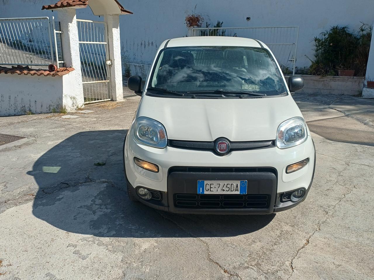 Fiat Panda Hybrid autocarro 4 posti