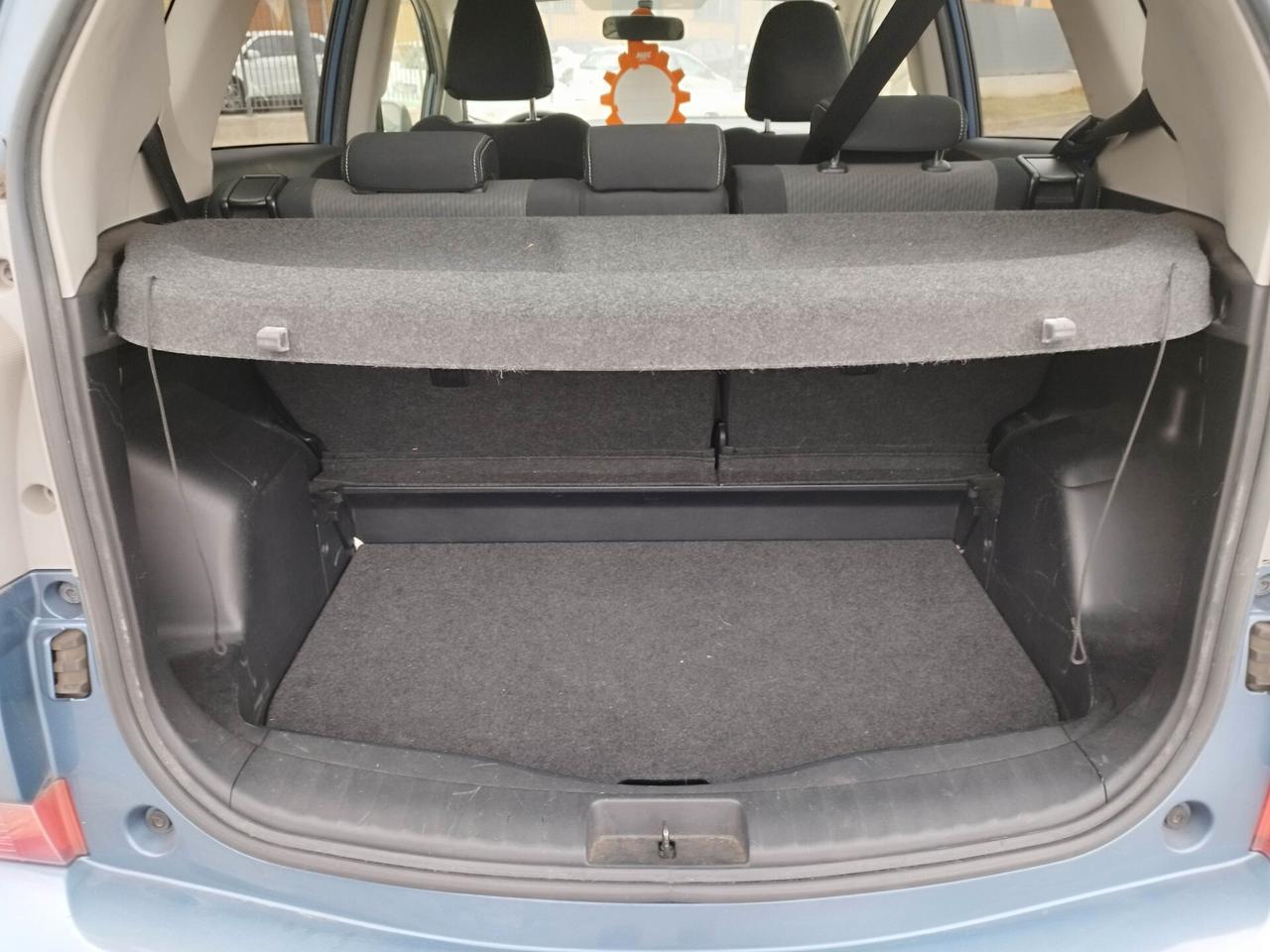Toyota Verso-S 1.3 MT benzina