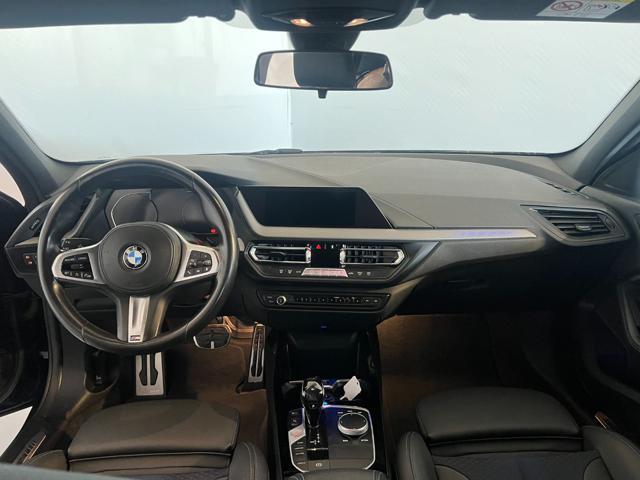 BMW 118 i 5p. Msport