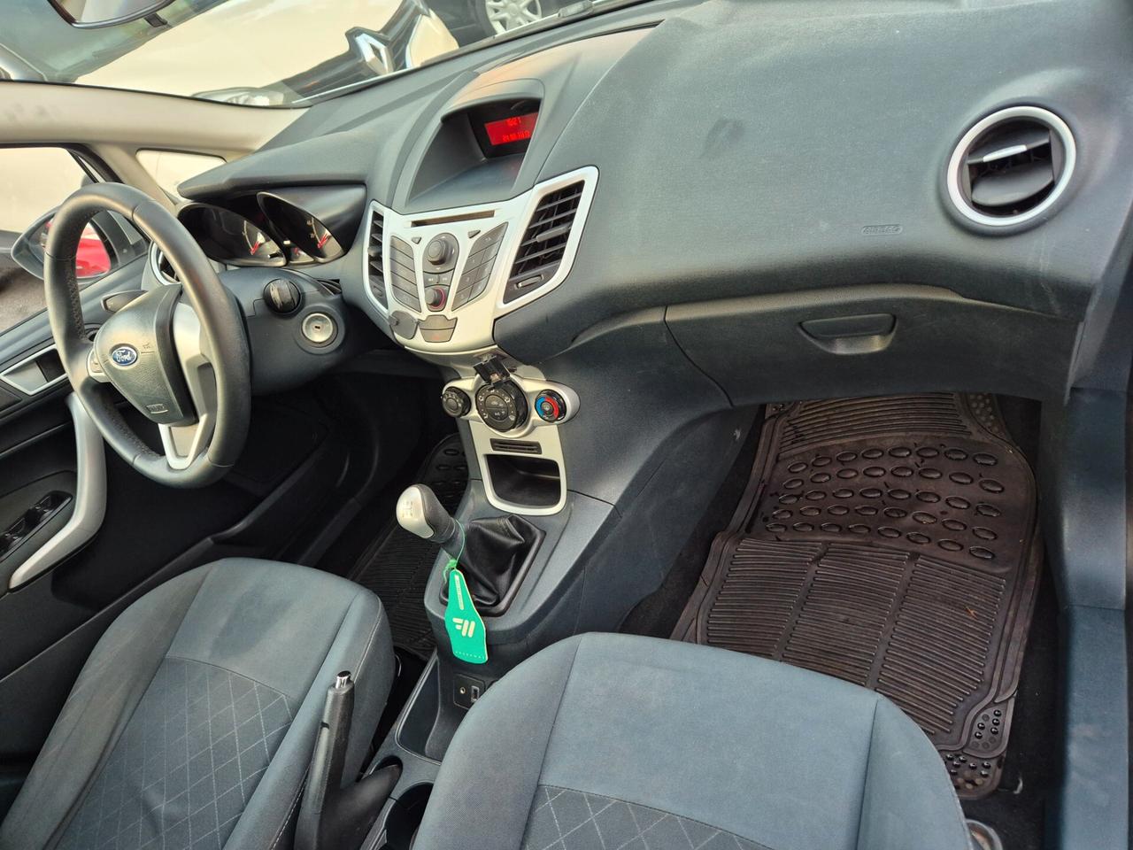 Ford Fiesta Ikon 1.4 TDCi 70CV 5 porte