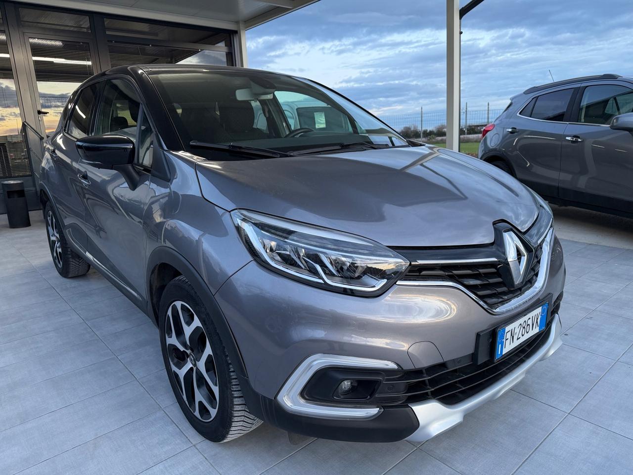 Renault Captur dCi 8V 90 CV EDC AUTOMATICA