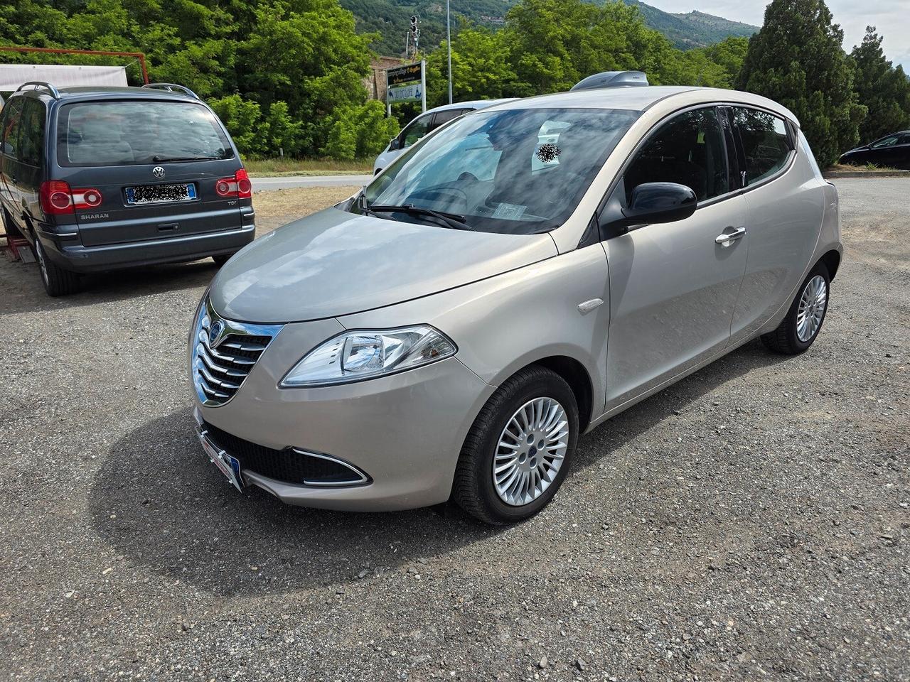 Lancia Ypsilon 1.2 69 CV 5 porte UNICO PROPRIETARIO