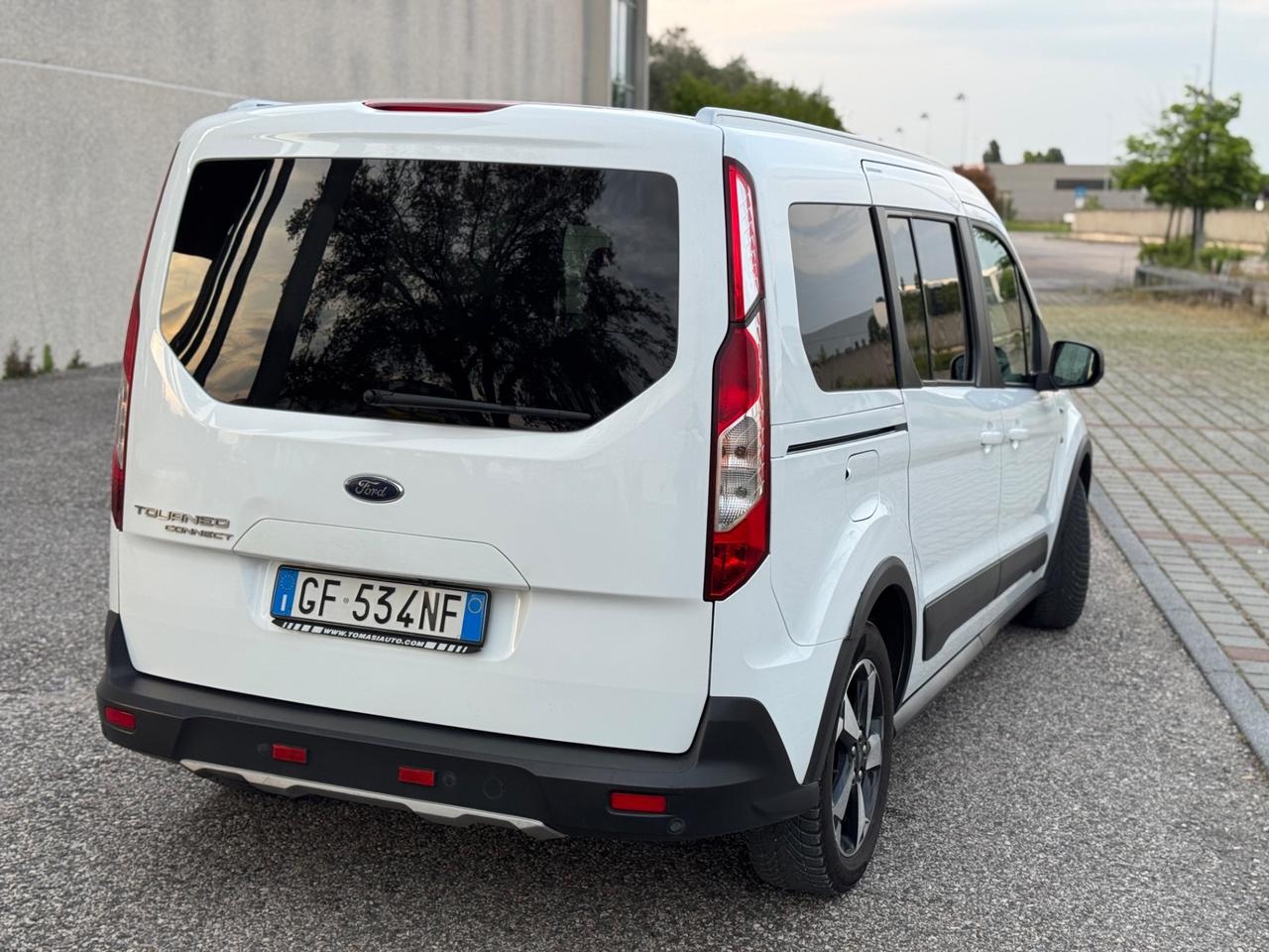 Ford Tourneo Connect Gran Active 1.5d 120 CV