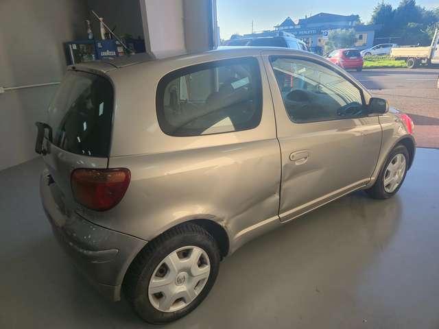 Toyota Yaris Yaris I 2003 3p 1.0