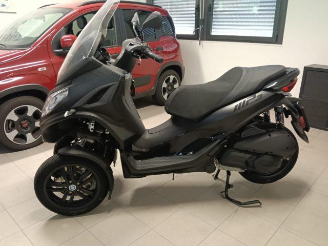 PIAGGIO MP3 300 HPE DEEP BLACK E5 ABS KM 9 !!!!!!