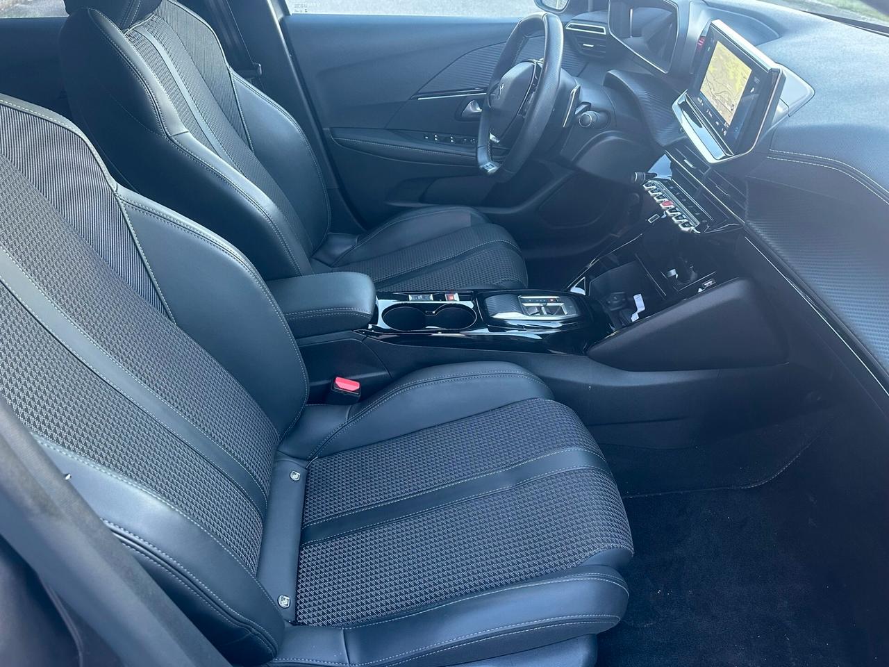 Peugeot 208 PureTech 130 Stop&Start EAT8 5 porte GT