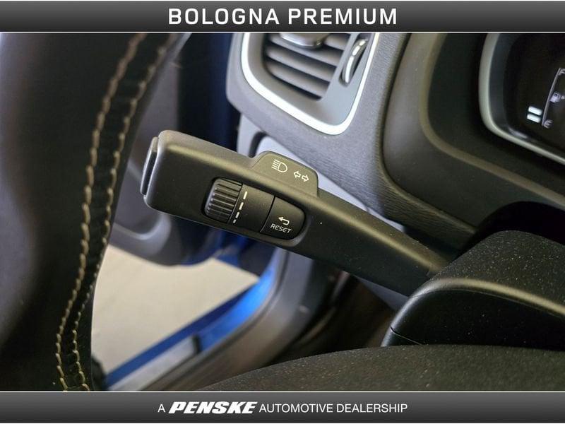 Volvo V40 T3 Geartronic R-design