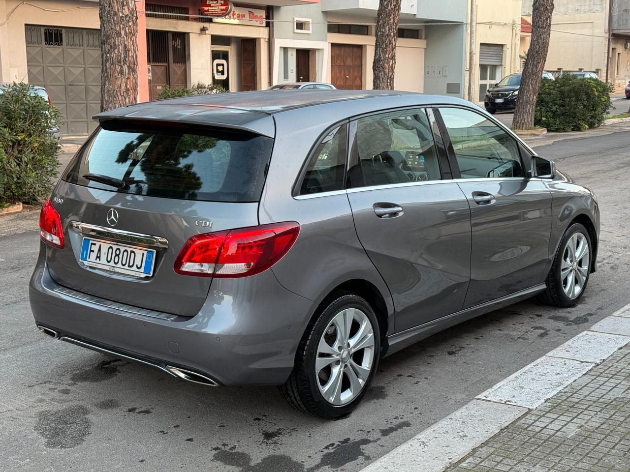 Mercedes B 180 CDI Automatic Executive NAVI - 2015