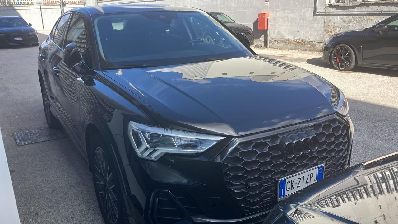 AUDI Q3 2.0 150CV S-TRONIC/VIRTUAL/R.CAMERA