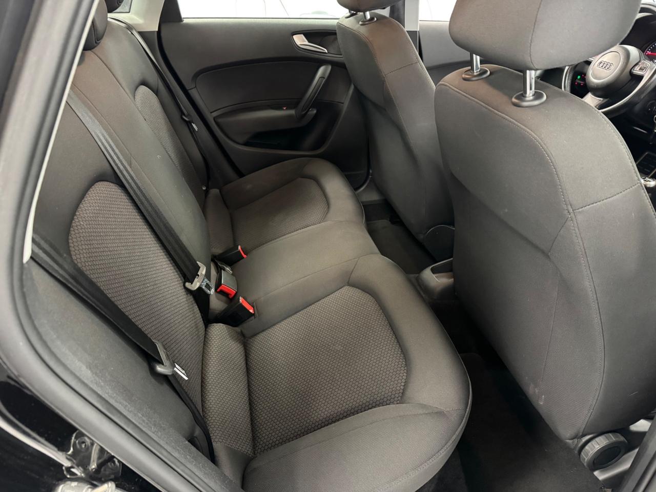 Audi A1 SPB 1.4 TDI S-LINE