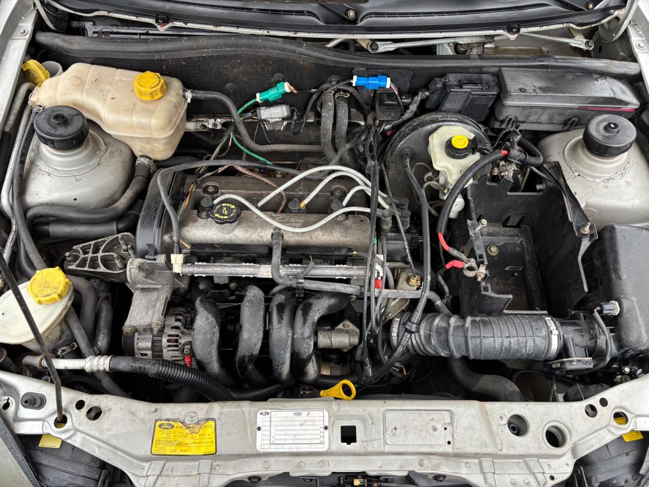 Ford Puma 1.6i 16V cat zetec S da ripristinare