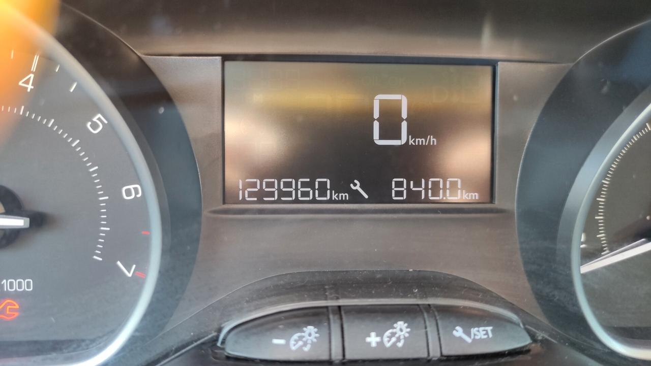 Peugeot 2008 PureTech 82 Allure NEOPATENTATI - 2018