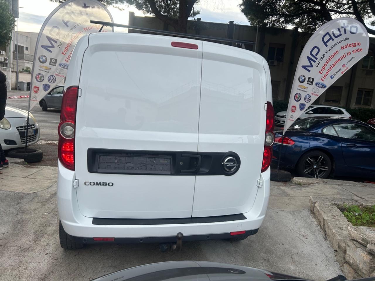 Opel Combo 2.0 CDTi 135CV PL-TN Club N1