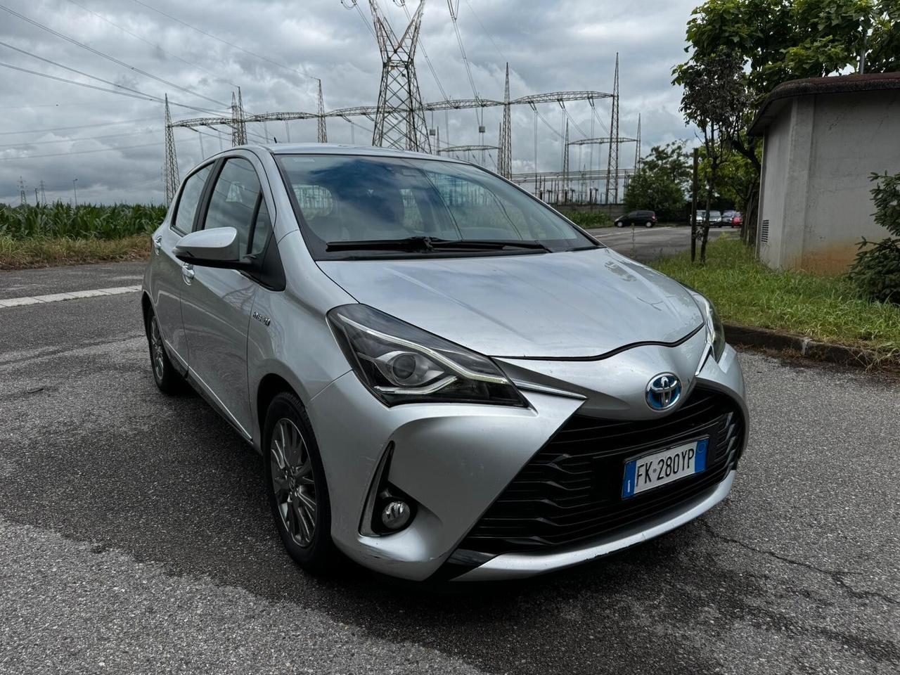 Toyota Yaris 1.5 Hybrid 5 porte Active
