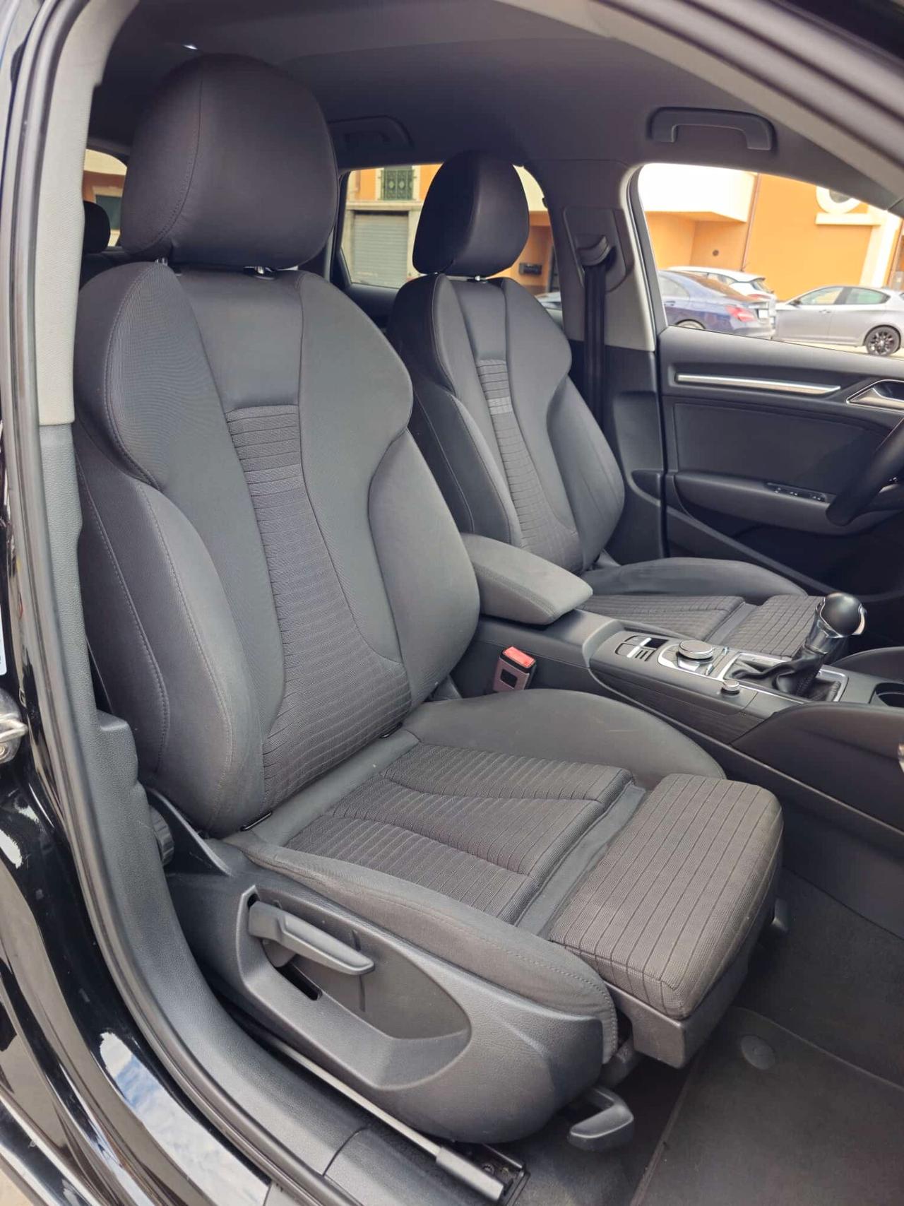 Audi A3 SPB 1.6 TDI 116 CV S tronic Sport