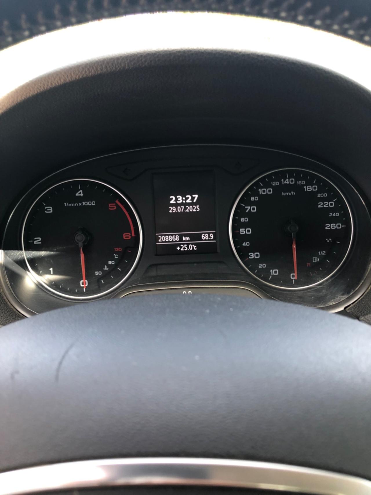 Audi A3 1.6 TDI clean diesel S tronic Attraction