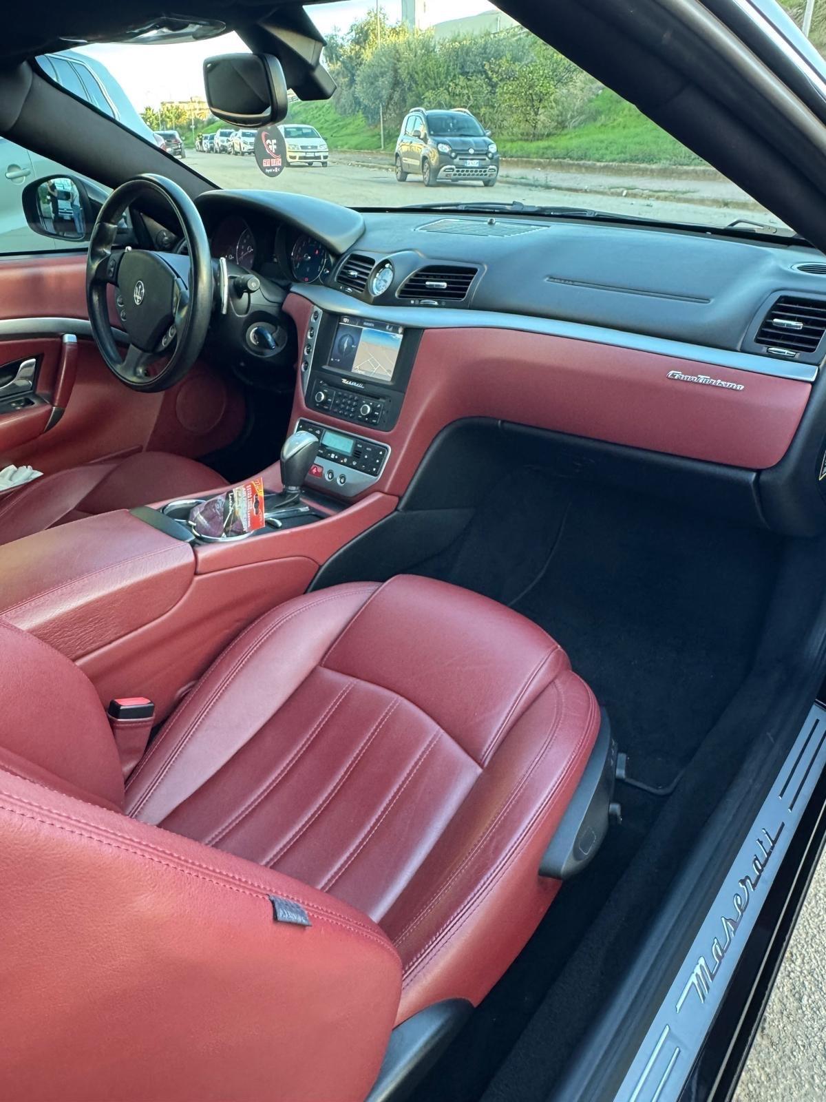 Maserati Granturismo 4.7 460cv 2013 NUOVA