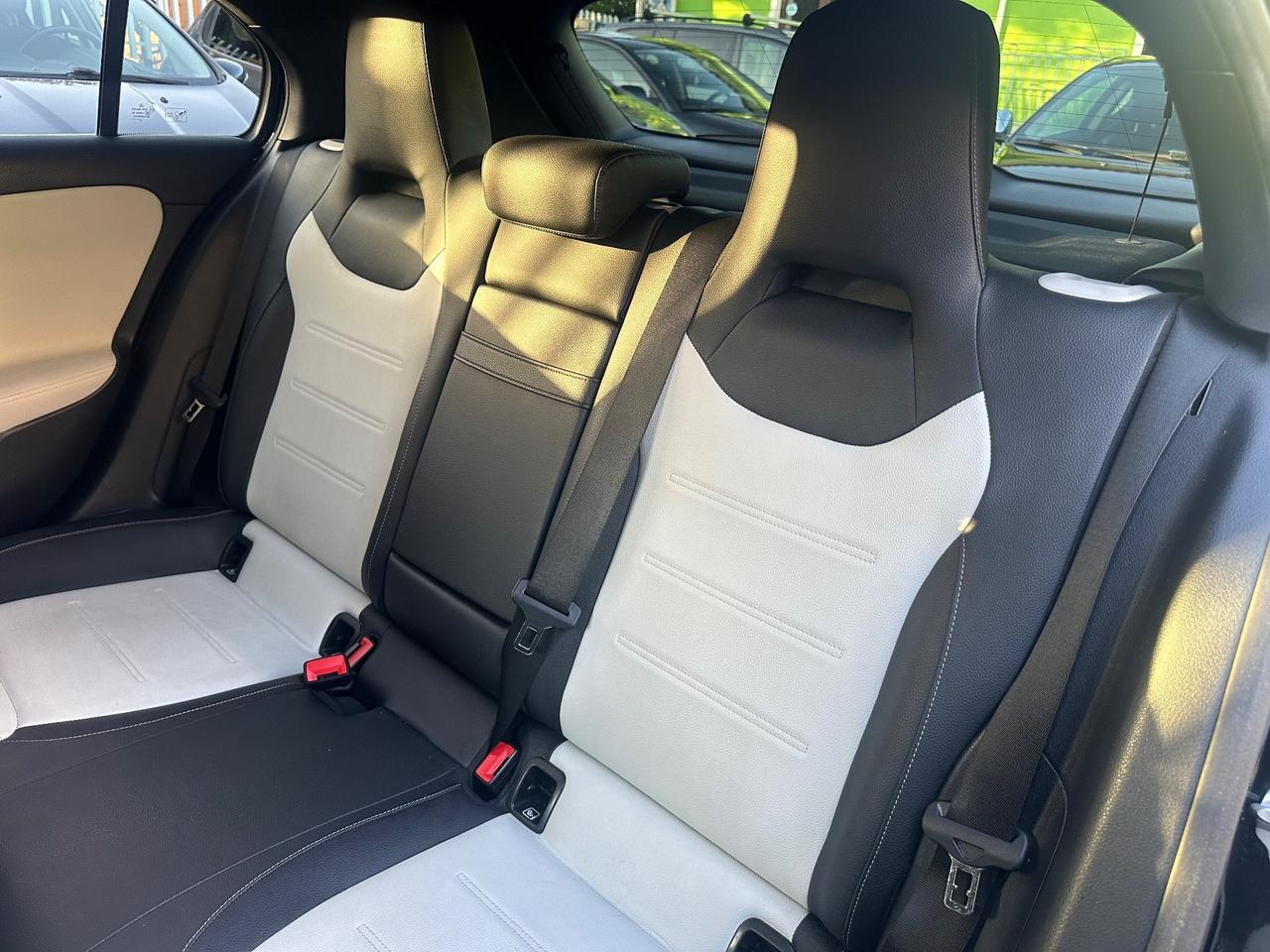 Mercedes-benz A 180 d Automatic Premium