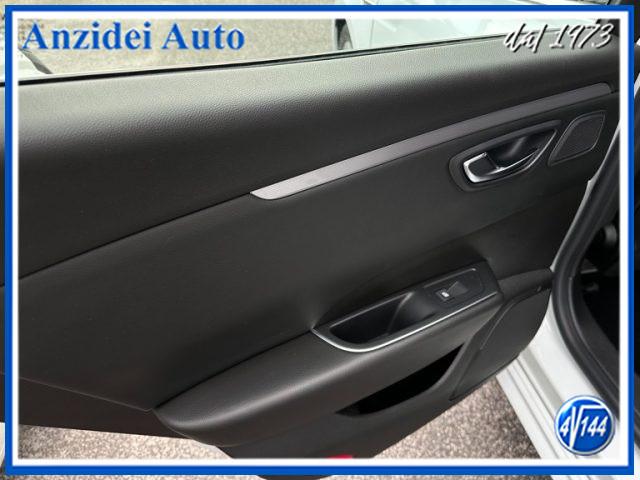 RENAULT Talisman Sporter Blue dCi 160 CV EDC Business