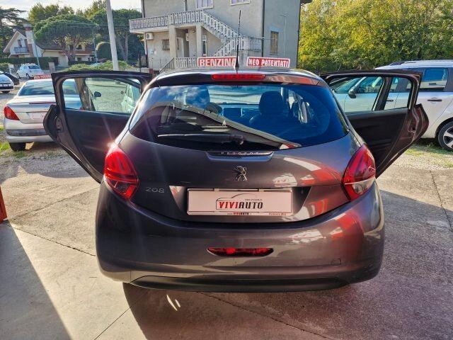 Peugeot 208 1.2 BENZINA X NEOPATENTATI
