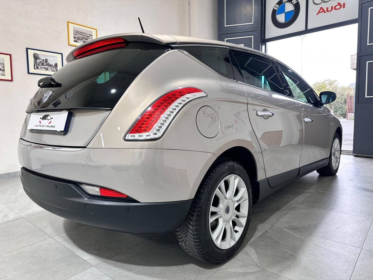 Lancia Delta 1.6 MJT 120cv - UNICO PROP - DA VETRI