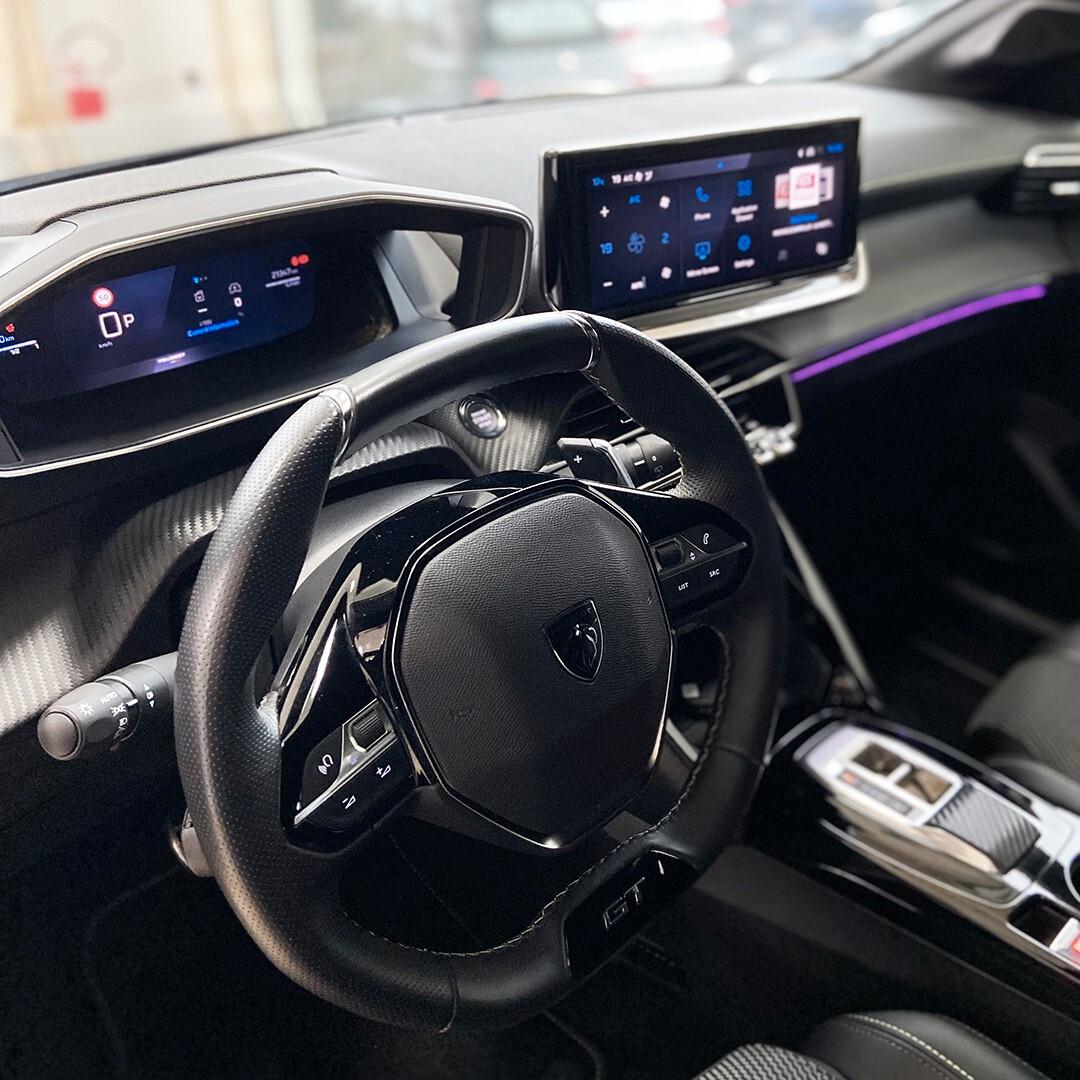 Peugeot 208 Hybrid 145 e-DCS6 GT (136 cv)