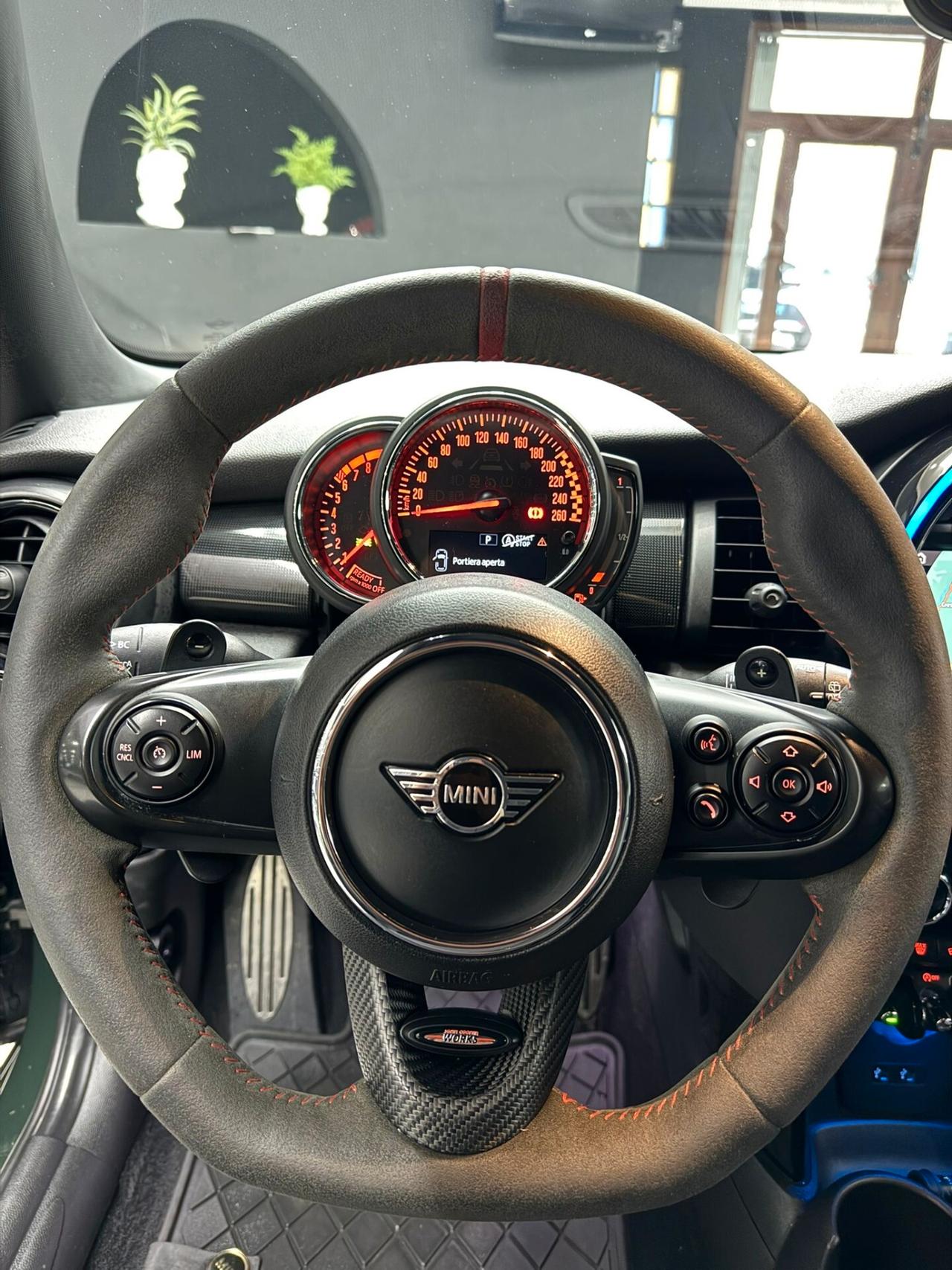 Mini John Cooper Works no super bollo