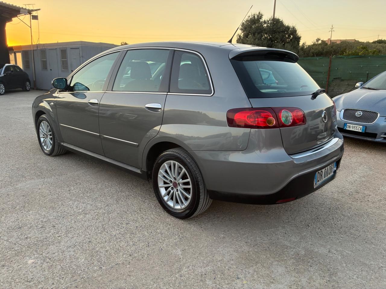Fiat Croma 1.9 Multijet Emotion