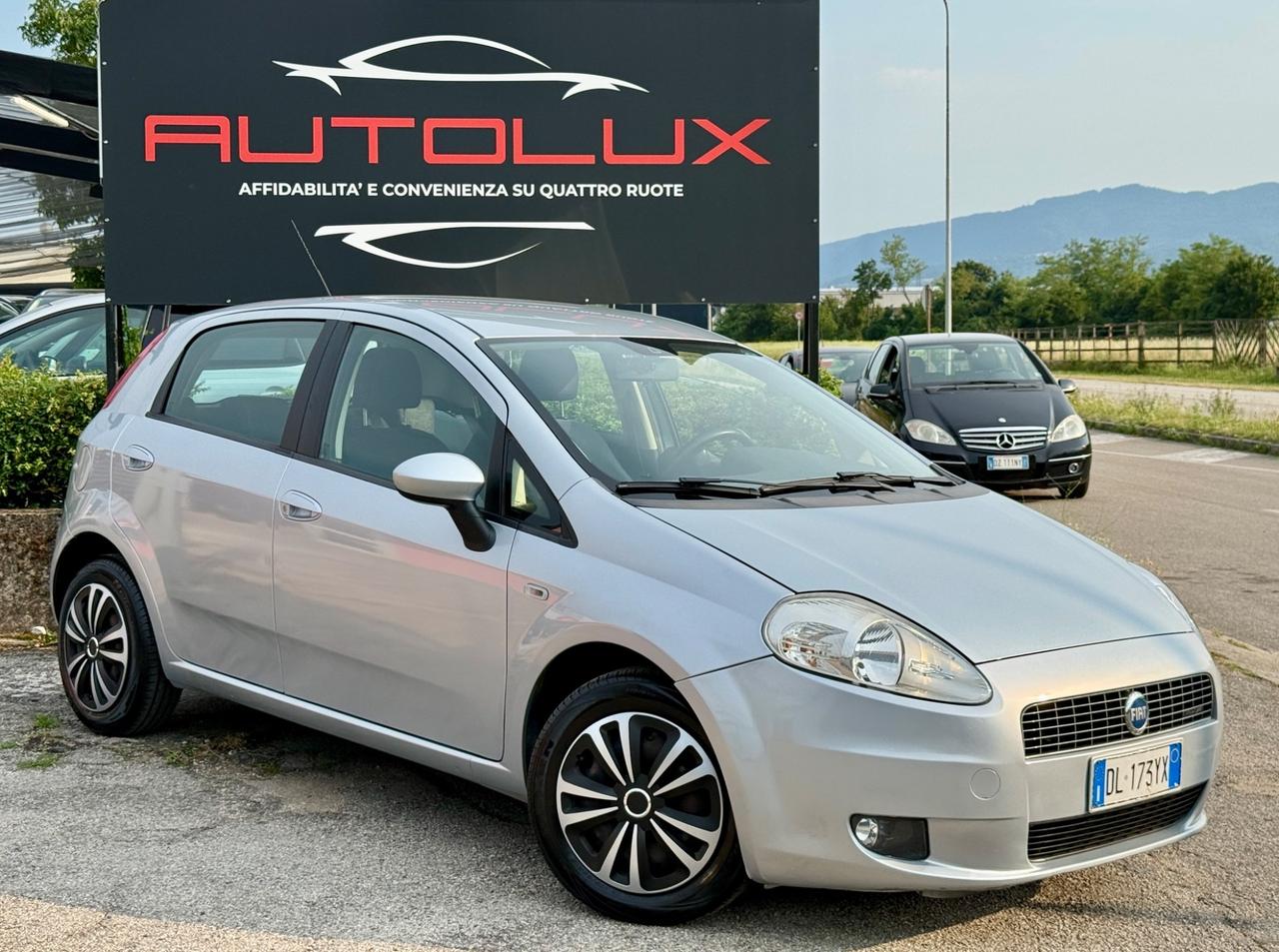 Fiat Grande Punto 1.3 MJT 75 CV 5 porte NEOPATENTATI