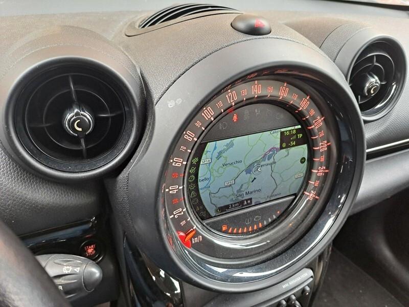 Mini Cooper D Countryman 2.0 Business ALL4 Autom(111 CV)