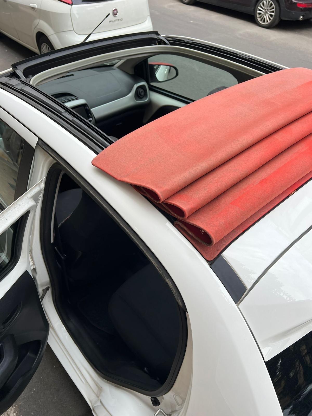 Citroen C1 1.0 Benzina 5 porte Shine Navi bicolor pdc