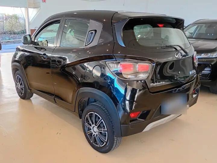 Mahindra KUV100 1.2 VVT K6+