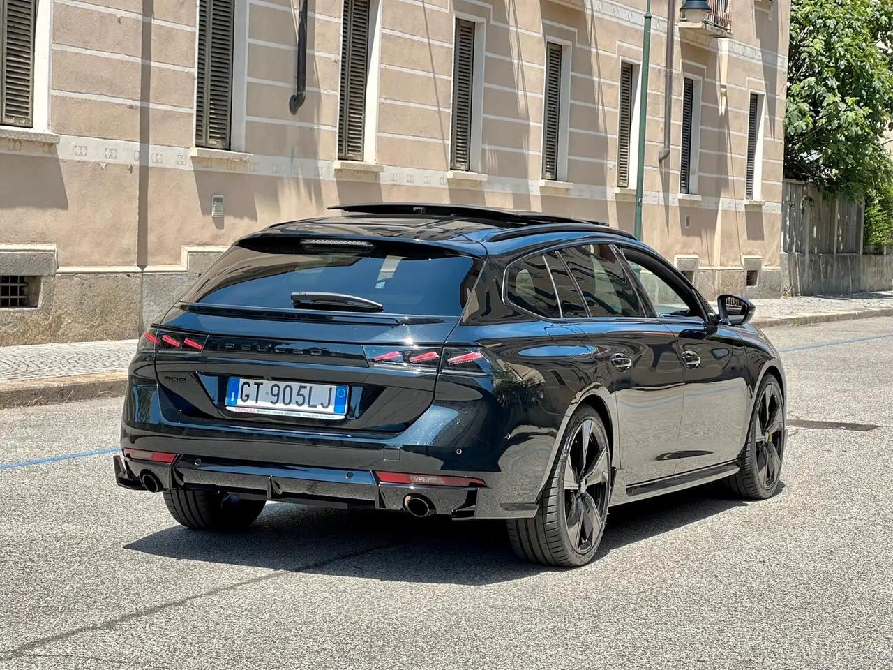 Peugeot 508 Plug-in Hybrid4 360 e-EAT8 SW Sport Engineered