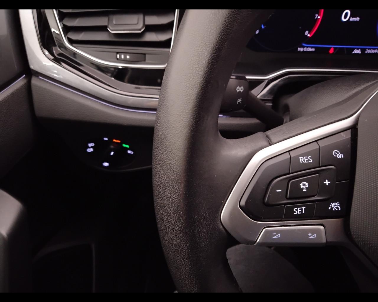 VOLKSWAGEN Polo VI 2022 - Polo 1.0 tsi Style 95cv