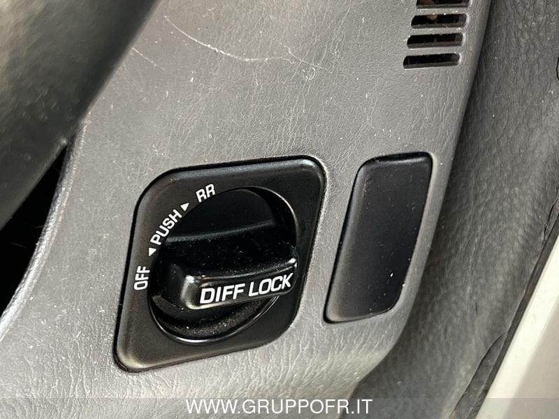 Toyota Land Cruiser 3.0 D-4D 16V cat 3 porte