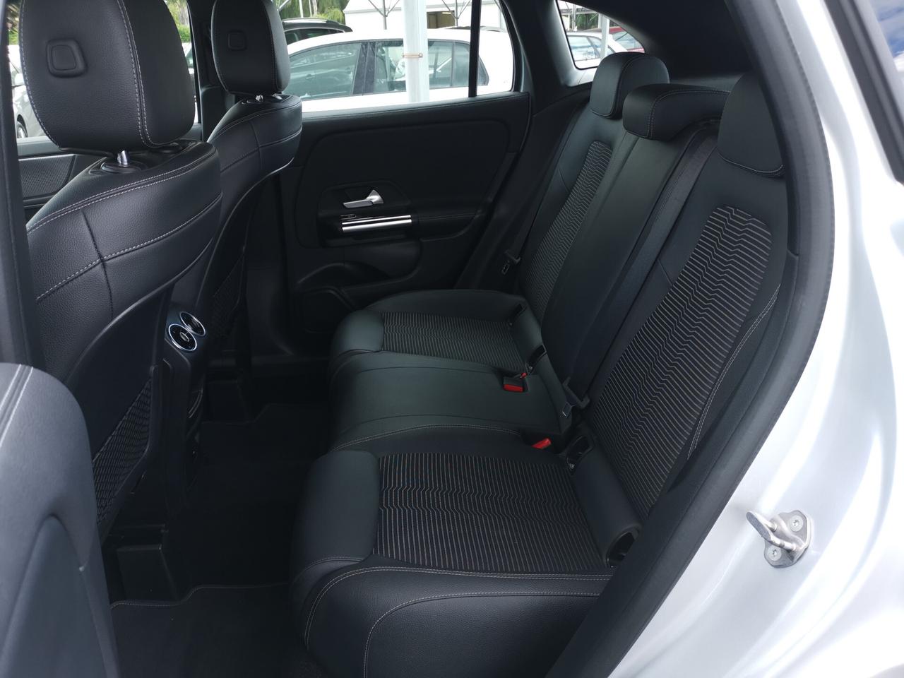 Mercedes-benz GLA 200 GLA 200 d Automatic Sport