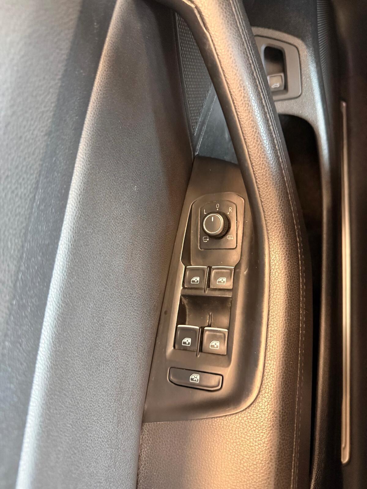 Volkswagen Passat Variant 2.0 TDI DSG Comfortline BlueMotion Technology