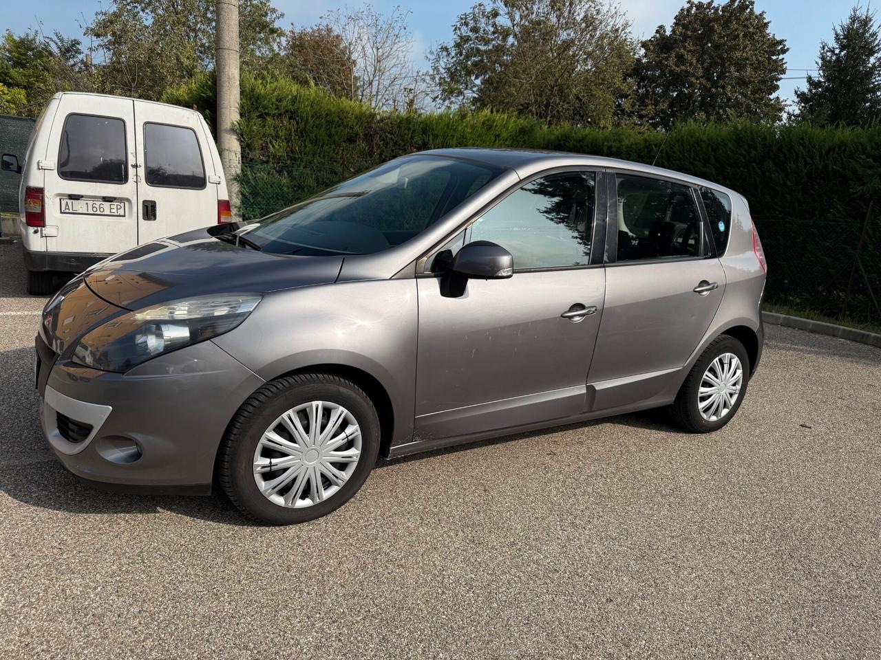 Renault Scenic X-Mod 1.5 dci - NAV. - 12 MESI DI GARANZIA -